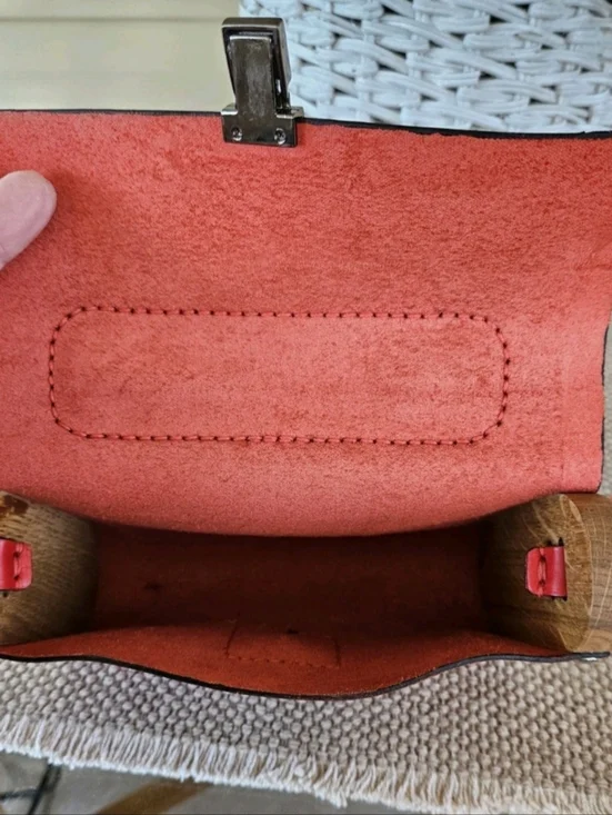 Red Leather Top-Handle Crossbody Bag - Hand Crafted - Picture 4 of 7